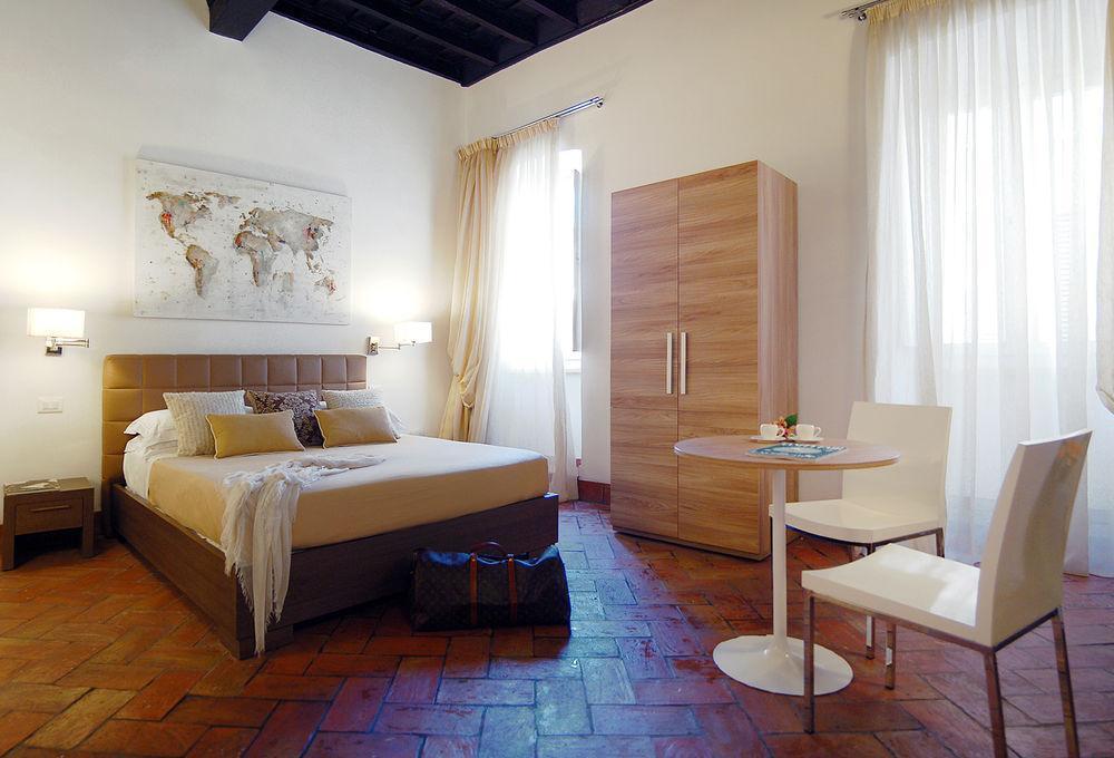 Navona Luxury 2*